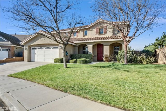 519 Cedarbrook Lane, Corona, CA 92879