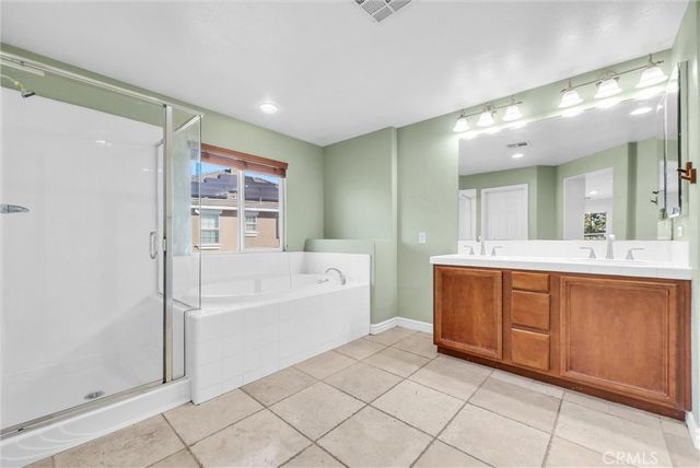 519 Cedarbrook Lane, Corona, CA 92879
