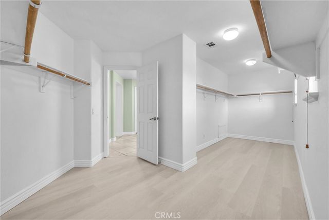 519 Cedarbrook Lane, Corona, CA 92879