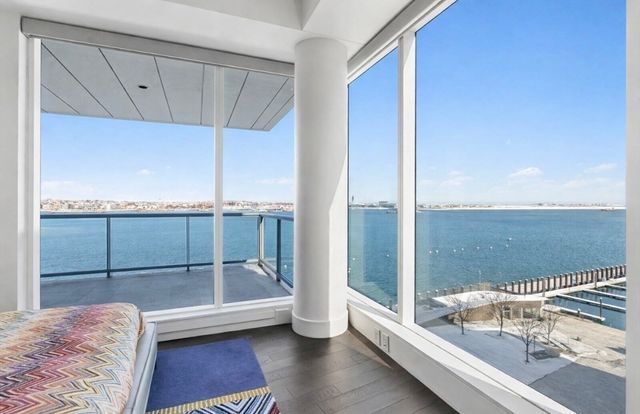 22 Liberty Dr 8F, Boston, MA 02210