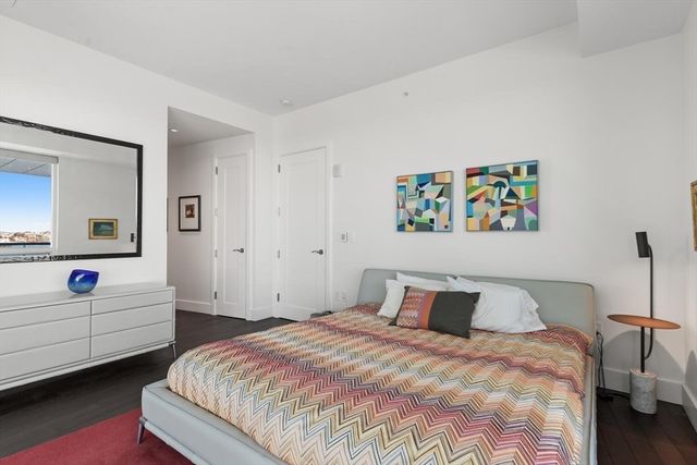 22 Liberty Dr 8F, Boston, MA 02210