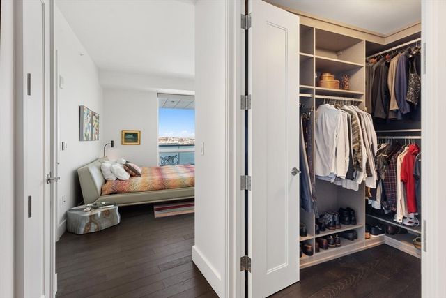 22 Liberty Dr 8F, Boston, MA 02210