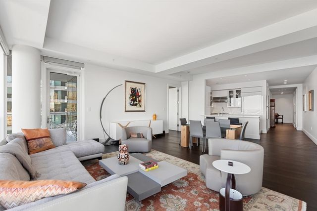 22 Liberty Dr 8F, Boston, MA 02210