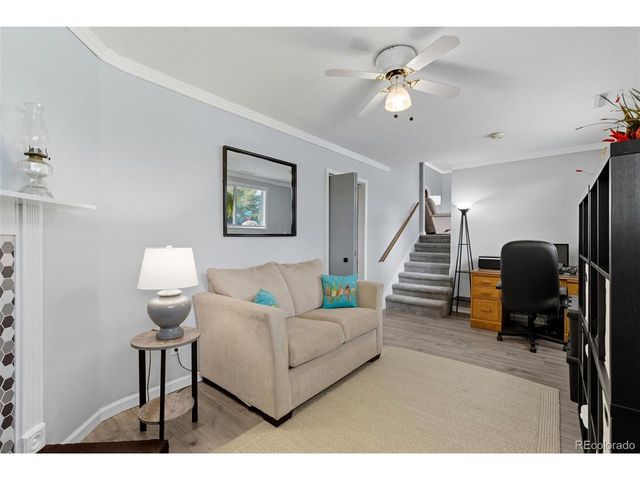 501 Locust Grove Dr, Fort Collins, CO 80521