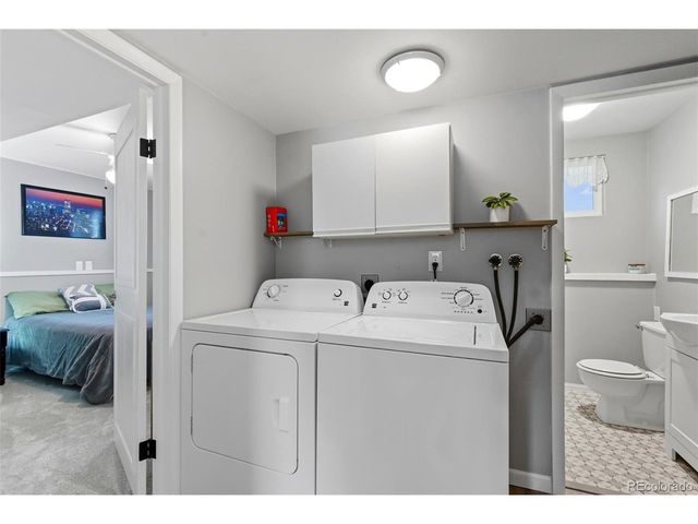 501 Locust Grove Dr, Fort Collins, CO 80521