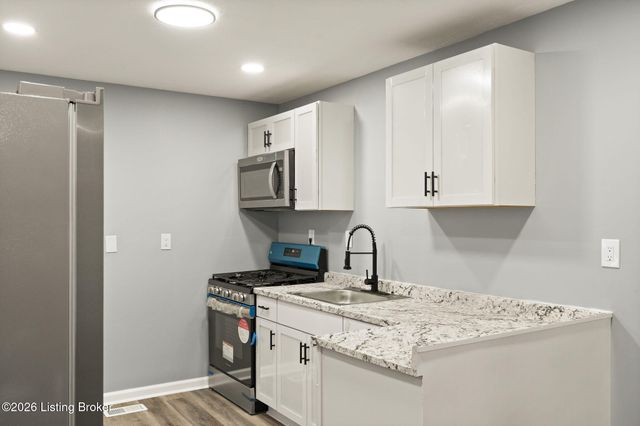 2222 Duncan St, Louisville, KY 40212