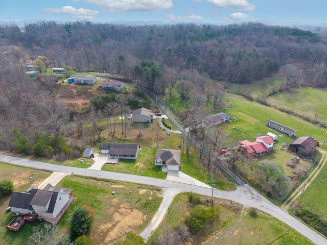 1299 E Pittsburg Church Road, London, KY 40741