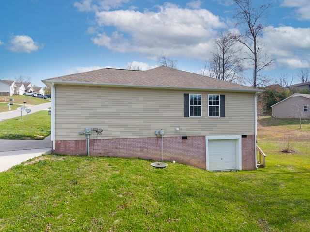 1299 E Pittsburg Church Road, London, KY 40741
