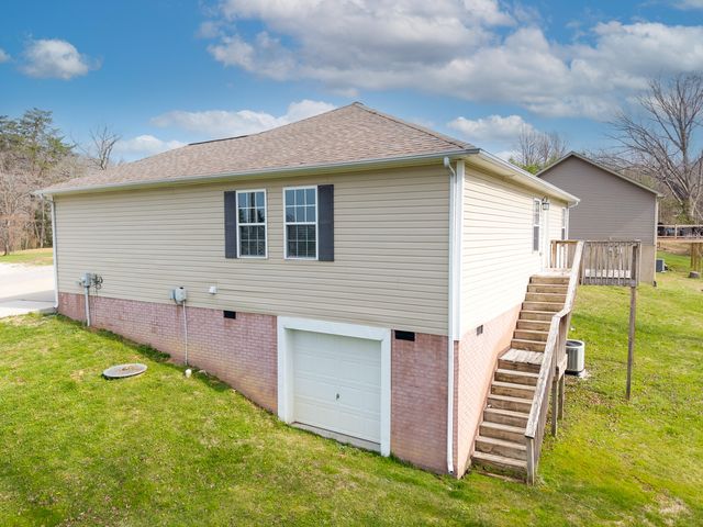 1299 E Pittsburg Church Road, London, KY 40741