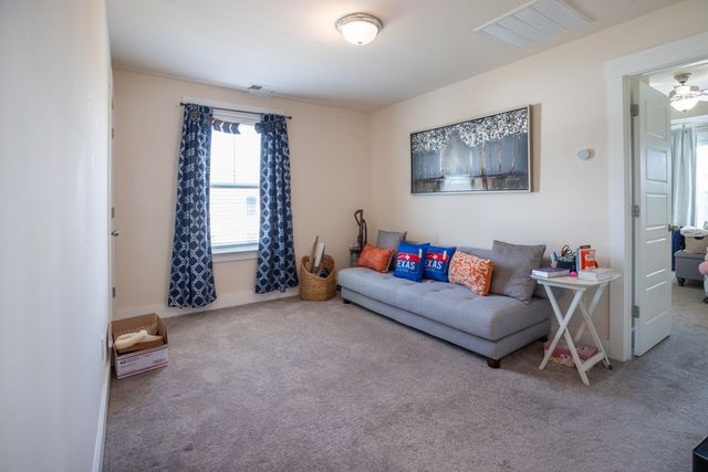 3931 Four Poles Park Drive, North Charleston, SC 29405