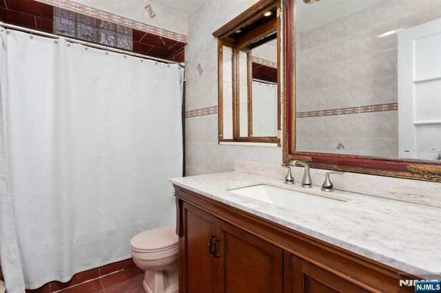 214 Morris Street, Fairview, NJ 07022