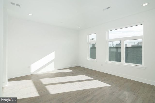 2827 EDGEMONT ST, Philadelphia, PA 19134