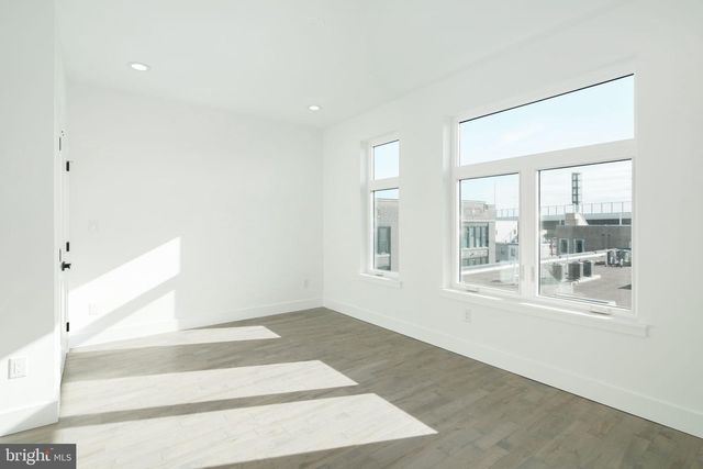 2827 EDGEMONT ST, Philadelphia, PA 19134