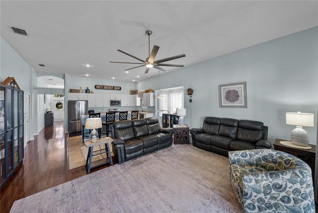 5535 BRADDOCK DRIVE, Zephyrhills, FL 33541