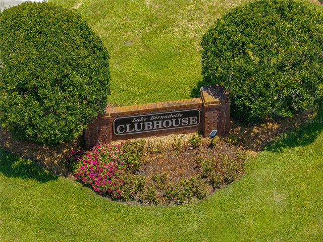 5535 BRADDOCK DRIVE, Zephyrhills, FL 33541