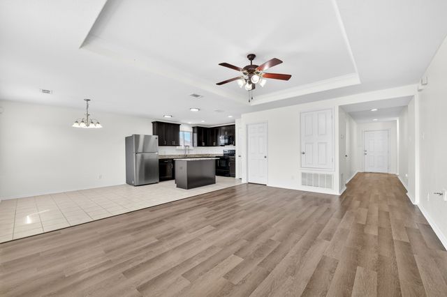 1800 Christopher Creek Drive, Little Elm, TX 75068