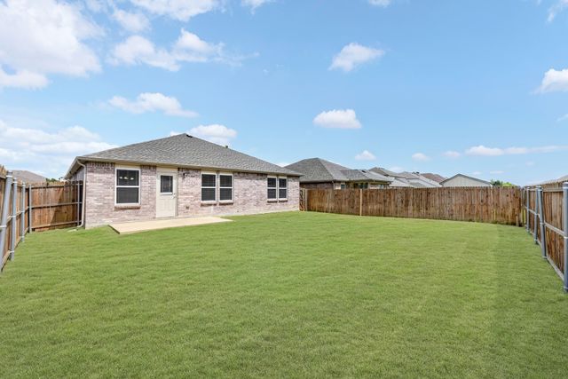 1800 Christopher Creek Drive, Little Elm, TX 75068