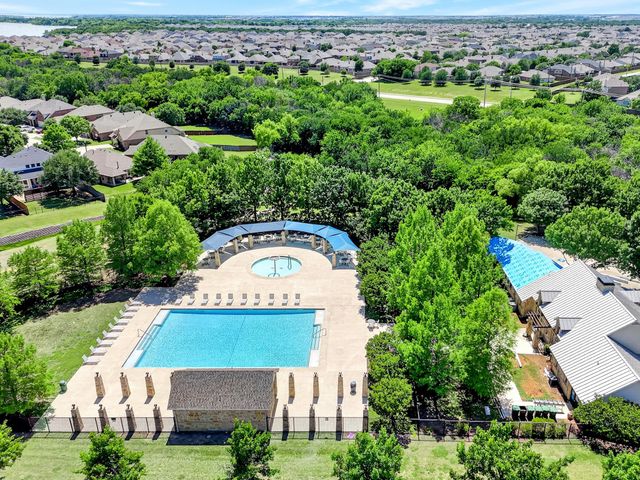 1800 Christopher Creek Drive, Little Elm, TX 75068