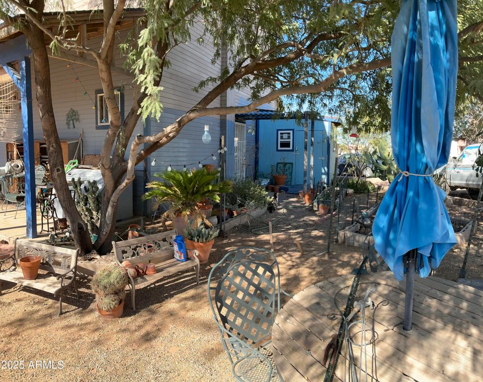 Image 12 of property listing at 16040 S ELIZABETH Place, Arizona City, AZ 85123