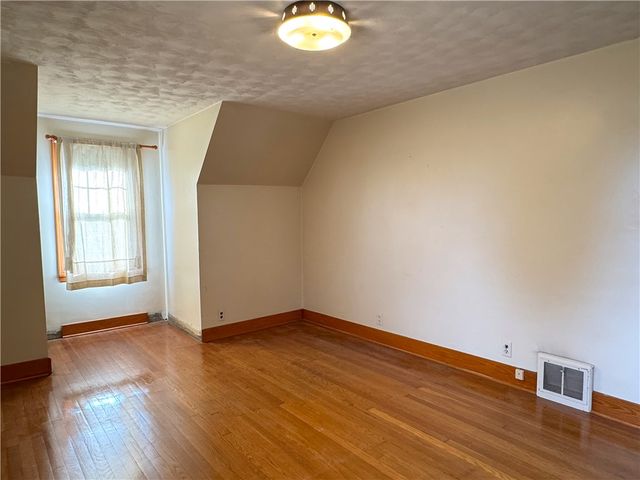 591 Virginia Ave, Ambridge, PA 15003