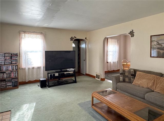 591 Virginia Ave, Ambridge, PA 15003