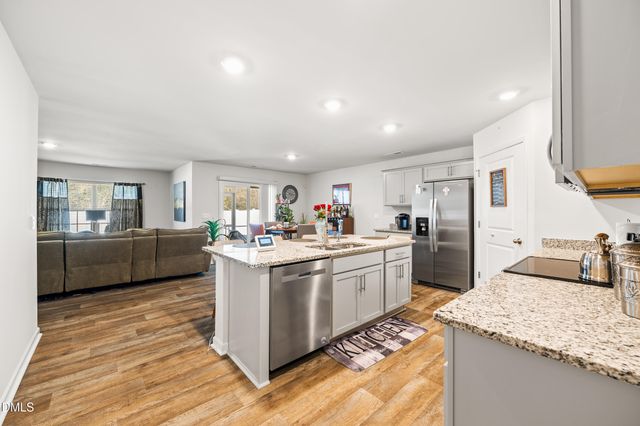 1441 N Wilshire Court, Kinston, NC 28504