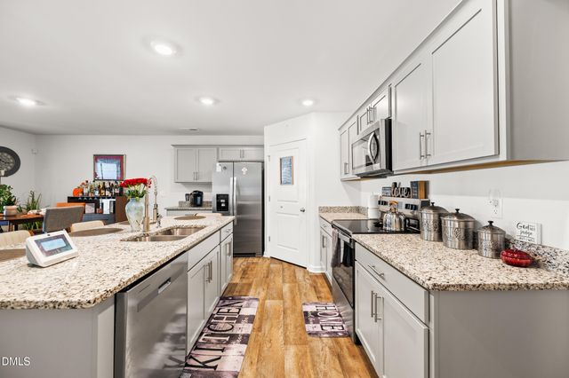 1441 N Wilshire Court, Kinston, NC 28504