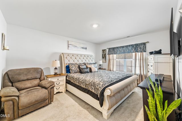 1441 N Wilshire Court, Kinston, NC 28504