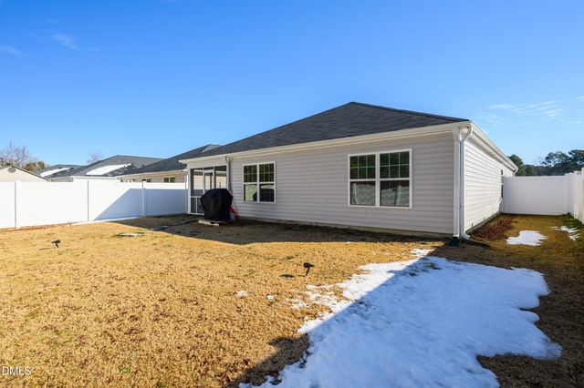 1441 N Wilshire Court, Kinston, NC 28504