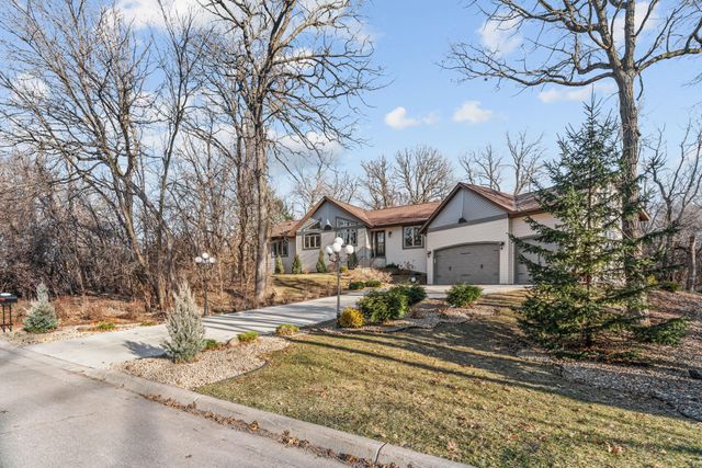 1201 93rd Street E, Inver Grove Heights, MN 55077