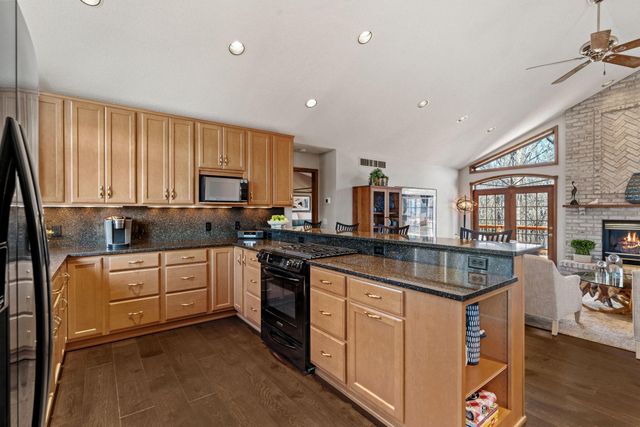 1201 93rd Street E, Inver Grove Heights, MN 55077