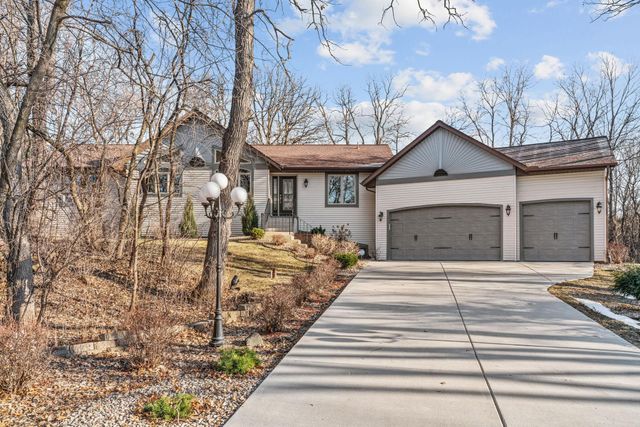 1201 93rd Street E, Inver Grove Heights, MN 55077