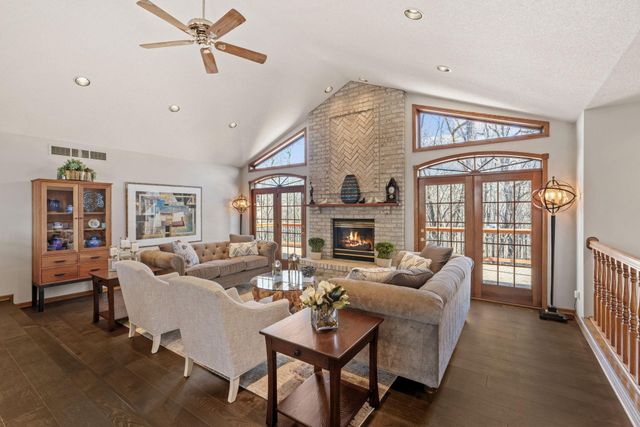 1201 93rd Street E, Inver Grove Heights, MN 55077