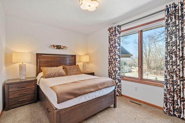 1201 93rd Street E, Inver Grove Heights, MN 55077