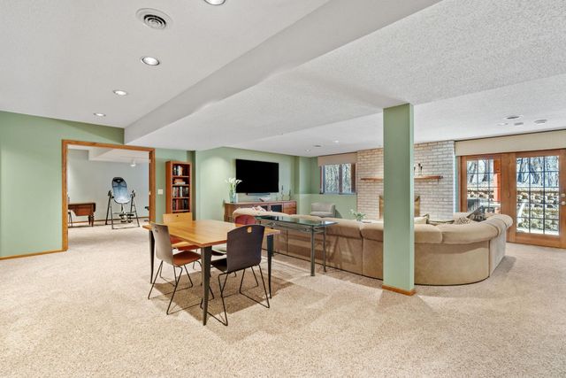 1201 93rd Street E, Inver Grove Heights, MN 55077