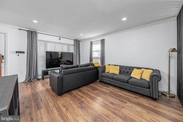 419 HIGH ST, Woodbury, NJ 08096