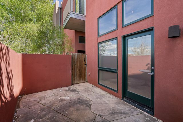 1190 Harrison Road 4, Santa Fe, NM 87507