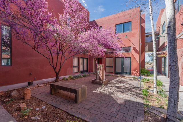 1190 Harrison Road 4, Santa Fe, NM 87507