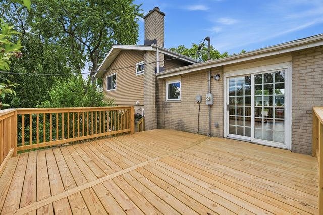 2524 Allison Court, Glenview, IL 60025