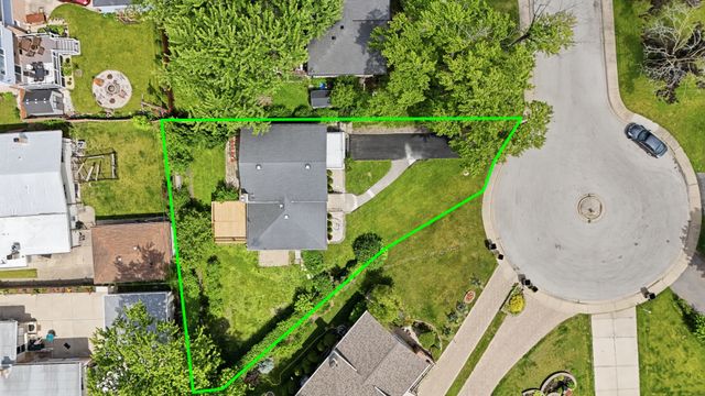 2524 Allison Court, Glenview, IL 60025