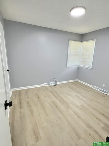 5119 Pratt Street, Omaha, NE 68104