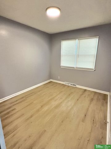 5119 Pratt Street, Omaha, NE 68104