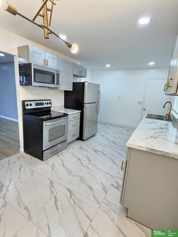 5119 Pratt Street, Omaha, NE 68104