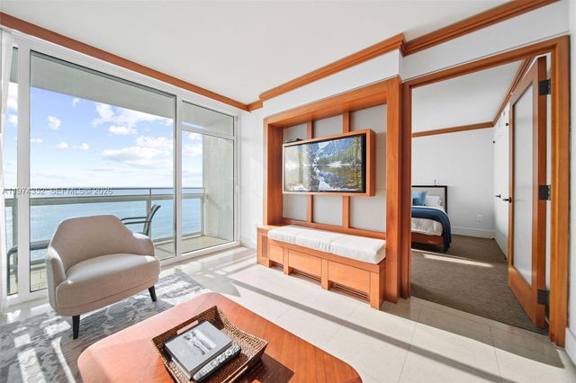 6801 Collins Ave 604, Miami Beach, FL 33141