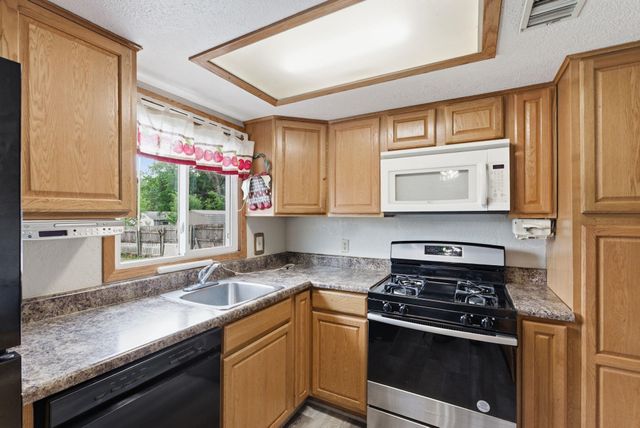 1058 N Baltimore Avenue, Derby, KS 67037