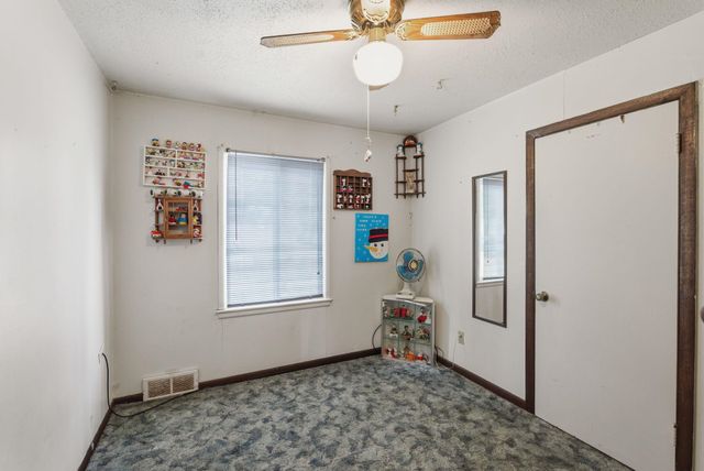 1058 N Baltimore Avenue, Derby, KS 67037