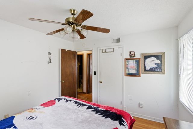 1058 N Baltimore Avenue, Derby, KS 67037