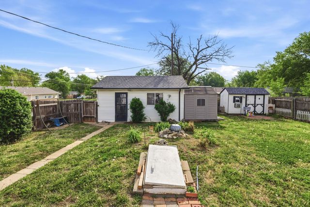 1058 N Baltimore Avenue, Derby, KS 67037