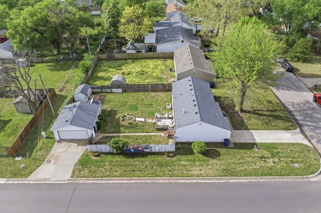 1058 N Baltimore Avenue, Derby, KS 67037