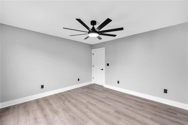 1 Phillips RD, Poquoson, VA 23662